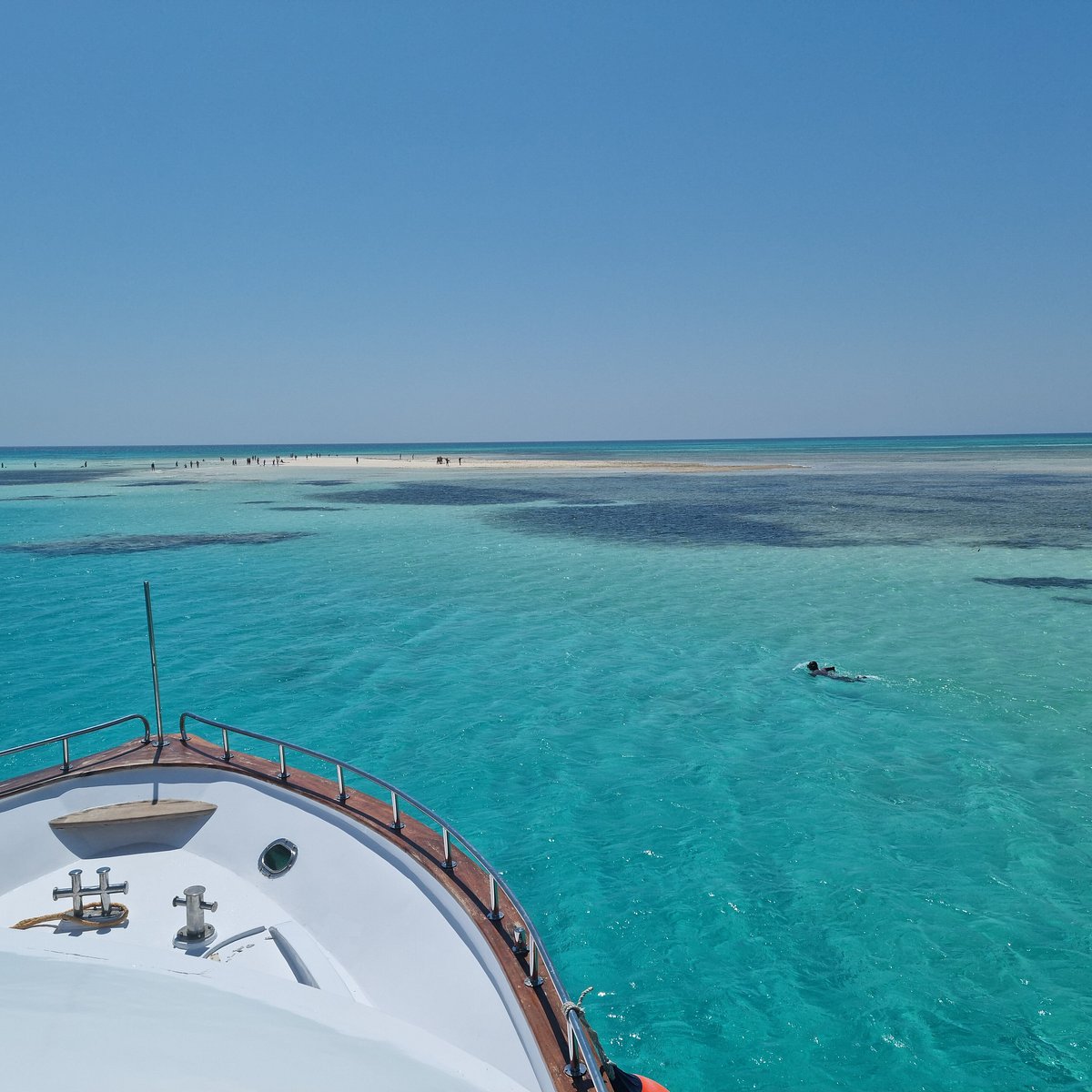 White Island Sunset Cruise – Romantic Evening Boat Tour & Fruits