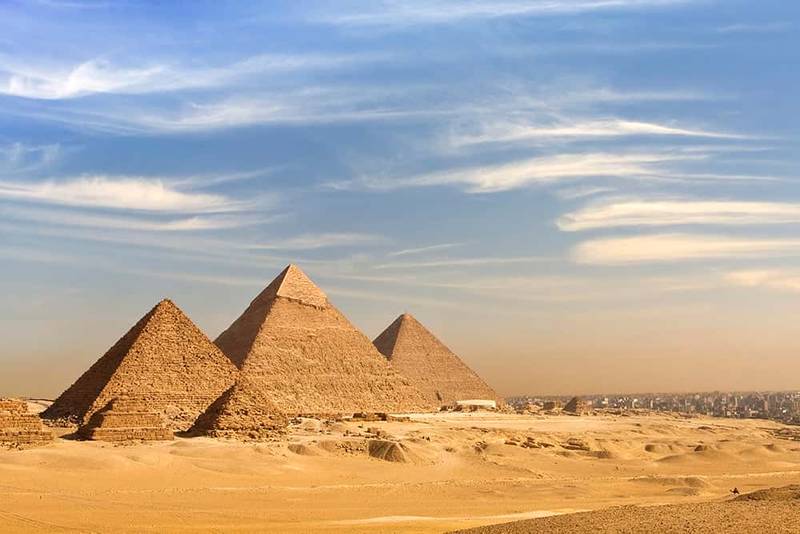 Cairo Day Trip – Giza Pyramids, Sphinx & Egyptian Museum